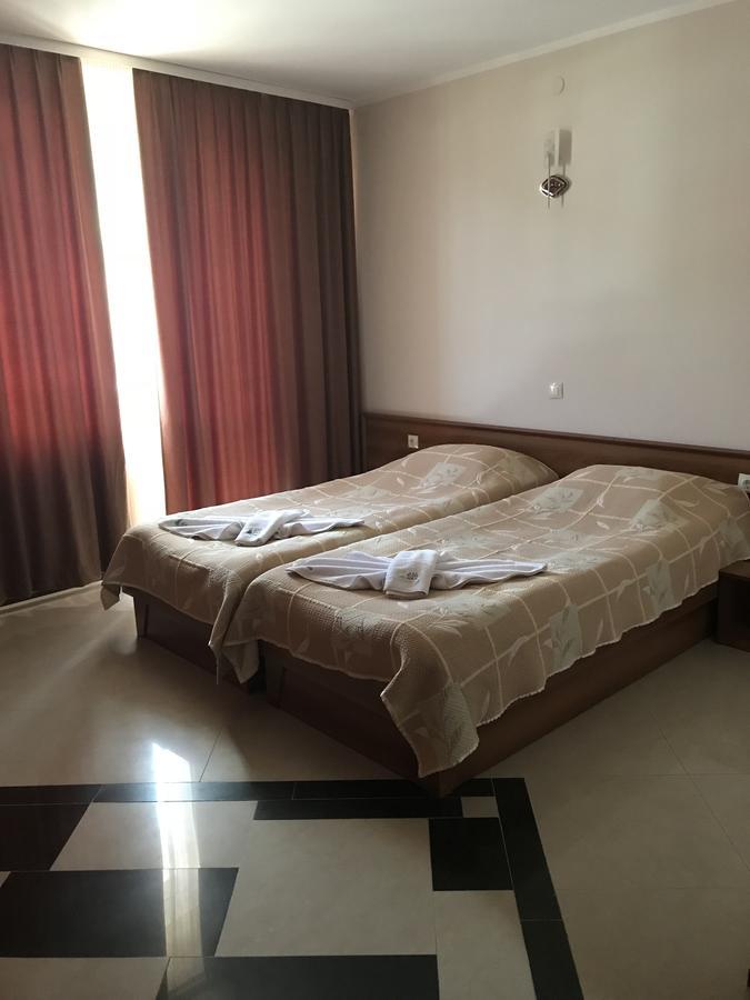 Family Hotel Yola チェペラレ エクステリア 写真