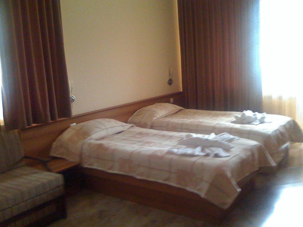 Family Hotel Yola チェペラレ エクステリア 写真